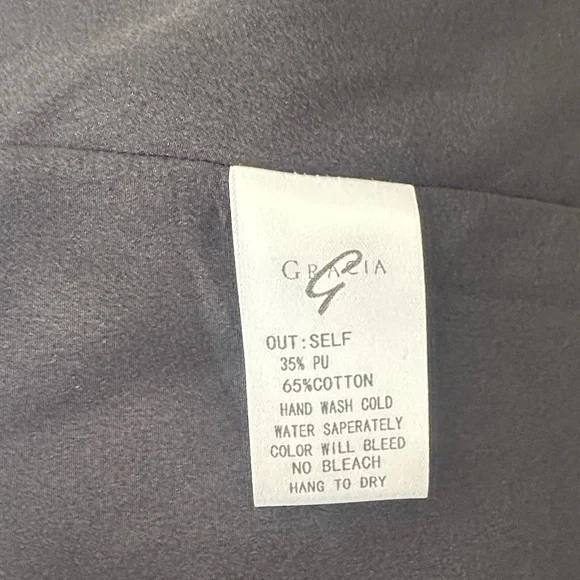 Gracia Black Pencil Skirt - Picture 6 of 6